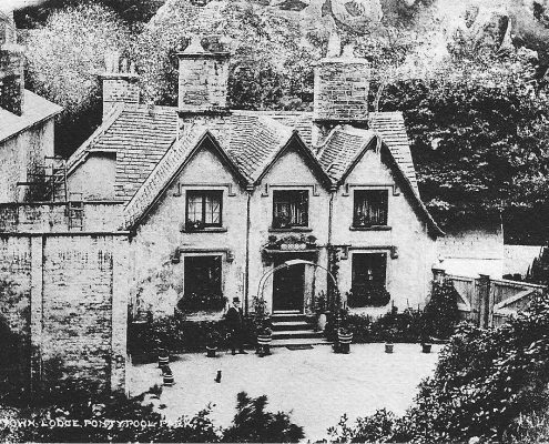PONTYPOOL HOUSETOWN LODGE