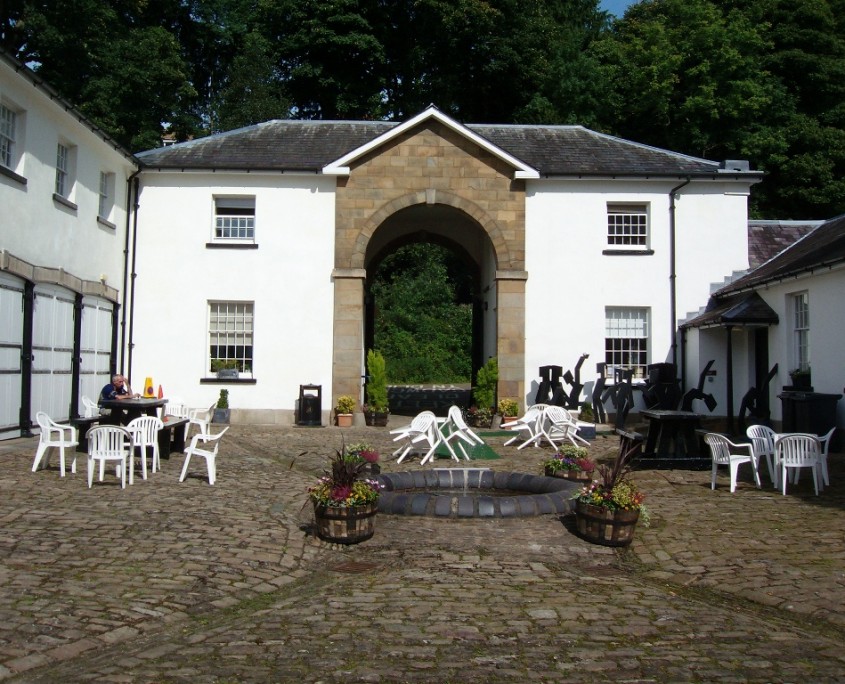 Museum cyard - small